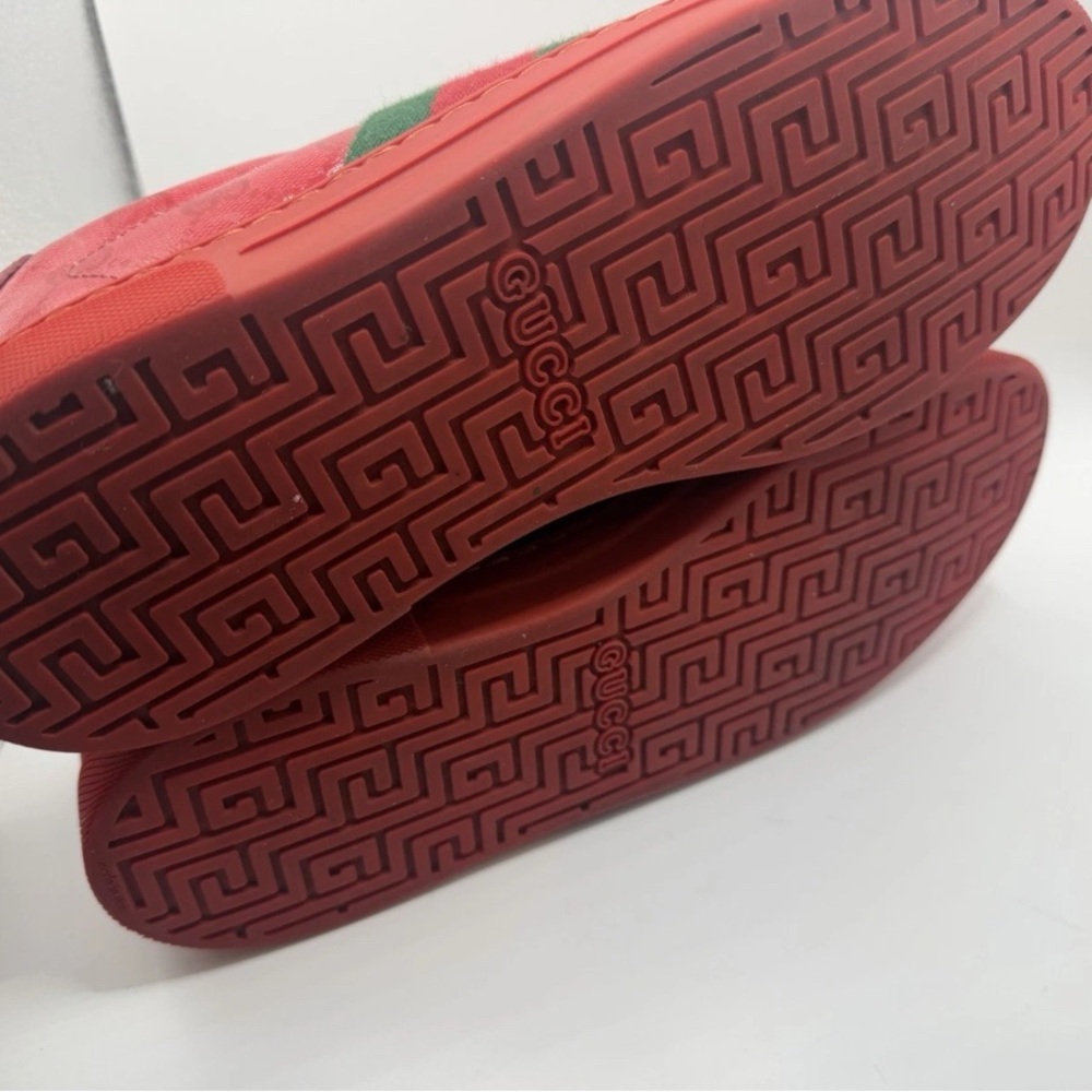 Gucci Red Leather Low-Top Sneakers with Green Stripe - Picture 3 of 9